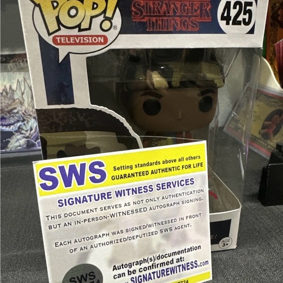 Funko Pop Stranger Things Lucas autographed authenticated - Picture 2 of 7